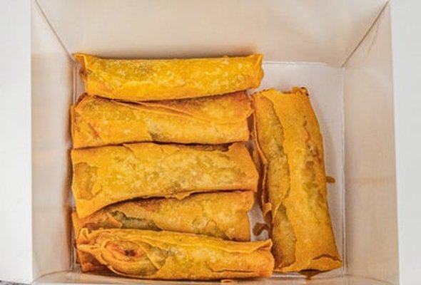 4 Veg Spring Rolls