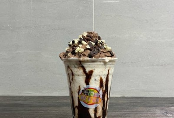 Smarties Milkshake 😋