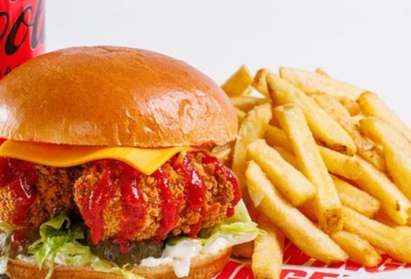 The Meat-Free Wingers Burger Meal Deal