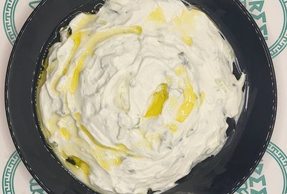 Tzatziki Yogurt Plate
