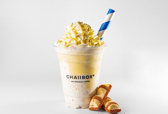 White Kinder Bueno Milkshake