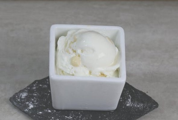 Double White Chocolate Ice Cream