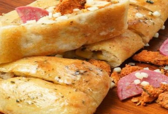 Chicken Tikka and Salami Stuffed Garlic Bread