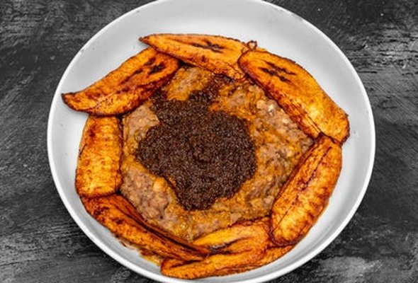 Ewa Agoyin Served with Fried Plantain