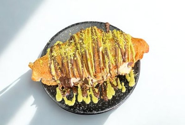 Kunafah Loaded Croissant