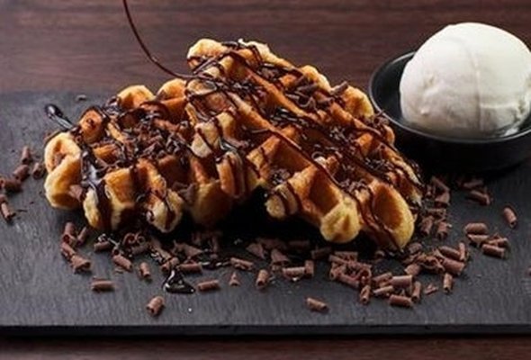 Milk Chocolate Waffle