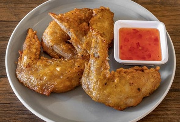 -BBQ chicken wings
