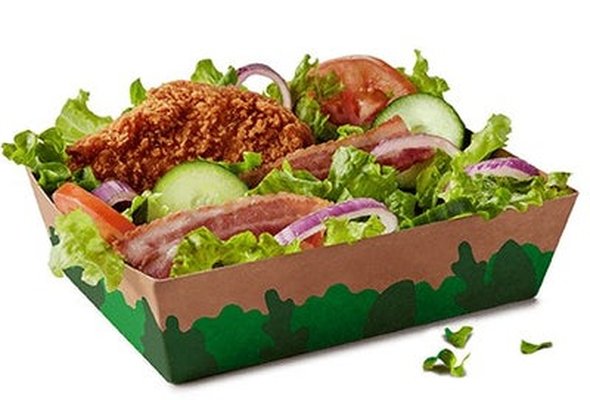 Crispy Chicken & Bacon Salad