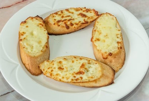 Garlic Bread with Cheese (4 Slice)