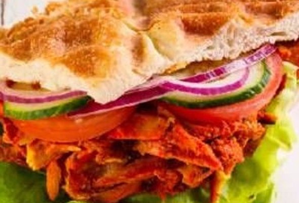 Chicken Donner Kebab in Pitta