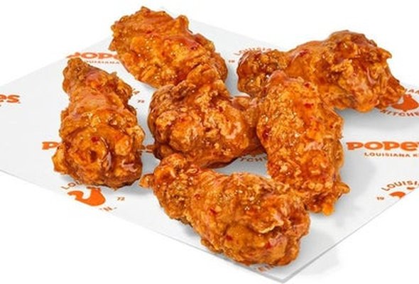 6 Saucin' Wings