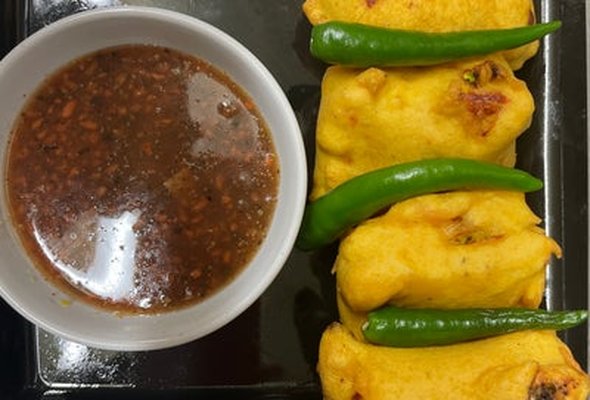 Paneer pakoras