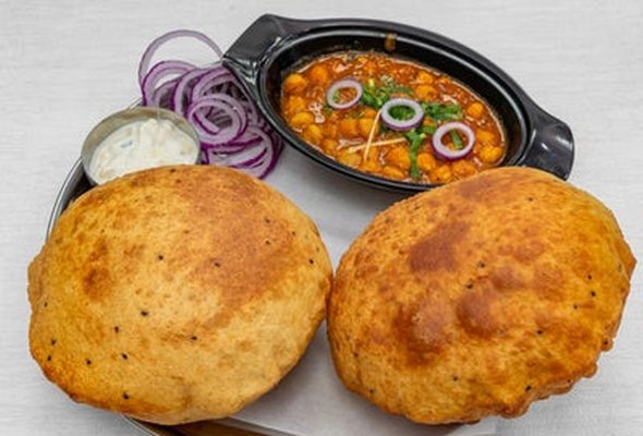 Chole Bhatture