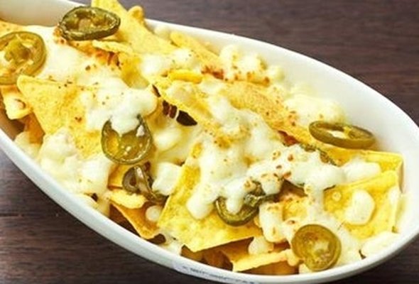 Cheesy Nachos