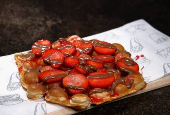 Strawberry Bubble Waffle