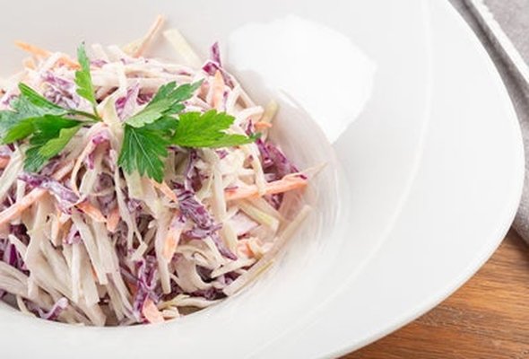 Red Cabbage Coleslaw