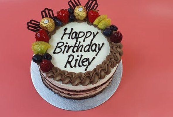 Fruits and Ferrero Naked Cake R116