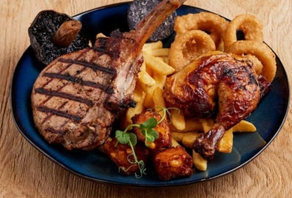 GRILL MASTER'S TOMAHAWK & CHICKEN