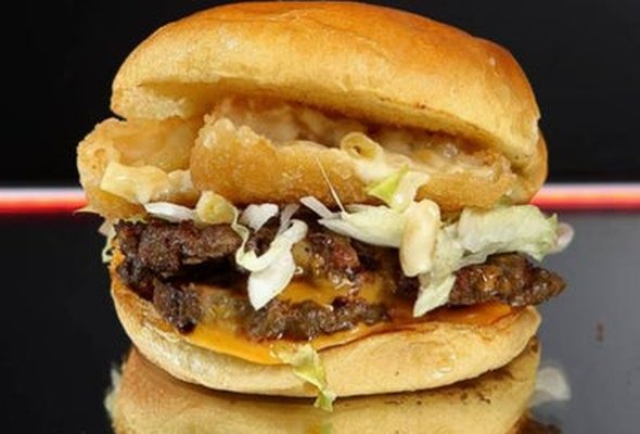 Mac and Cheese Cheeseburger
