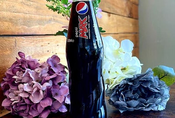 Pepsi Max (Glass Bottle)