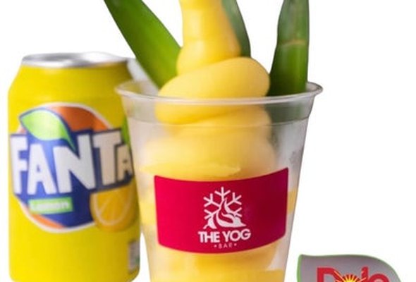 Pineapple Dole Float
