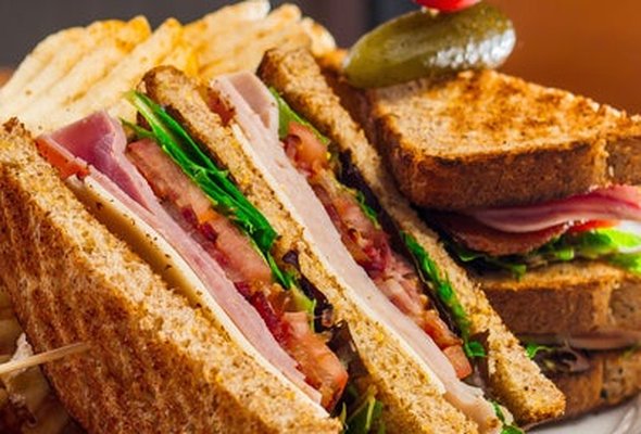 🥪 The Club Sandwich 🥪 (Popular)