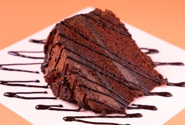 Chocolate Fudge Cake (V)