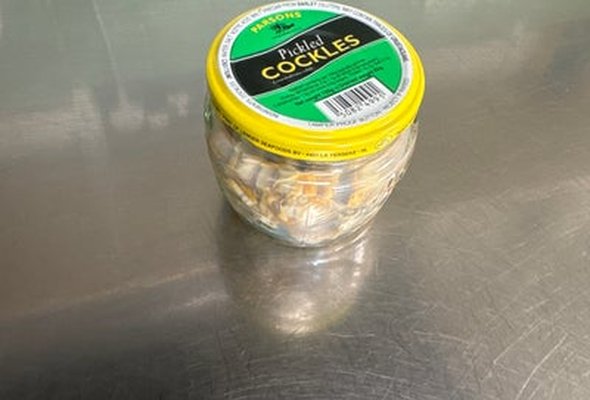 Picketed cockles