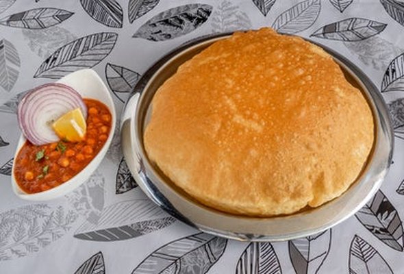 Channa Bhatura