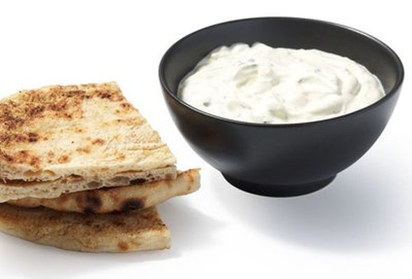 Tzatziki with Pita