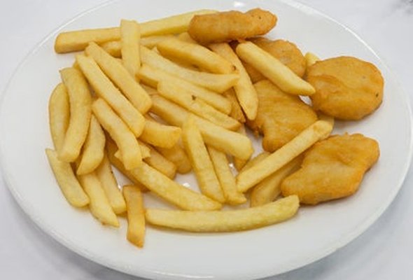 Kids Chicken Nugget and Fries