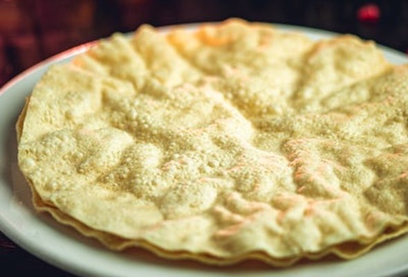 Poppadoms and Pickle Tray (2)