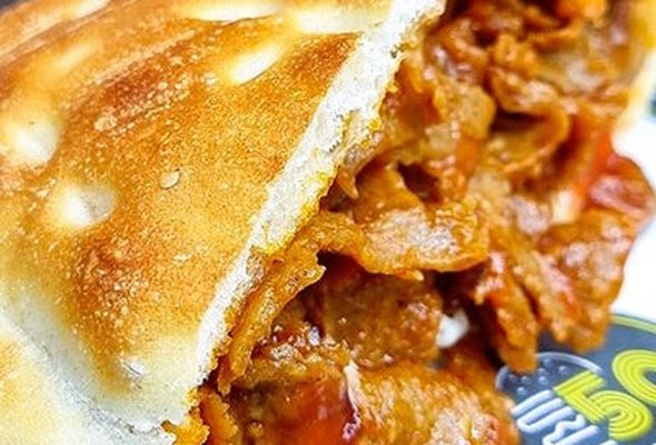 Stirfry Naga Doner In Turkish Pita