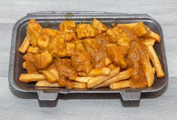 Large Chicken Curry & Chips