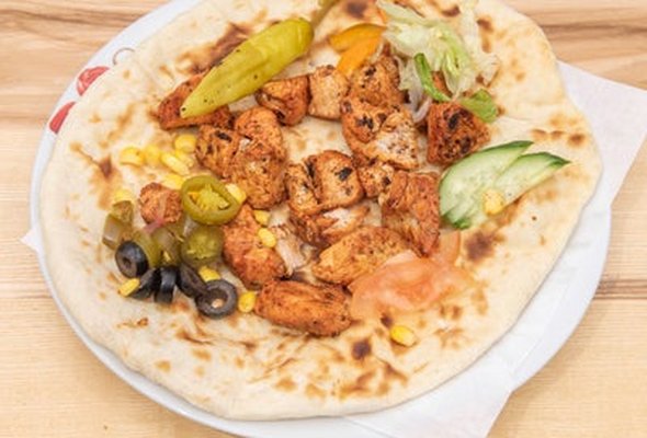 Tandoori Chicken Tikka in Naan