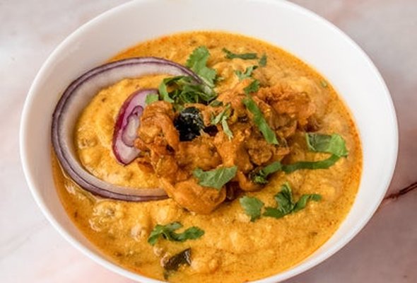 Karhi Pakoda