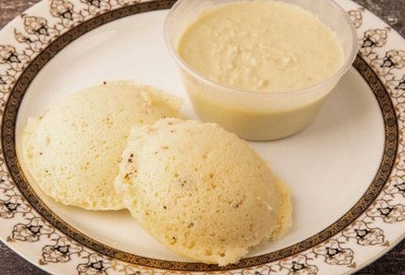 Rava Idly (2pcs)