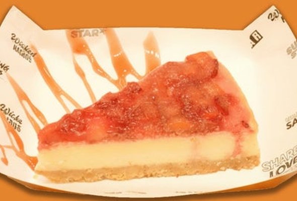 Strawberry Delight Cheesecake (Slice)