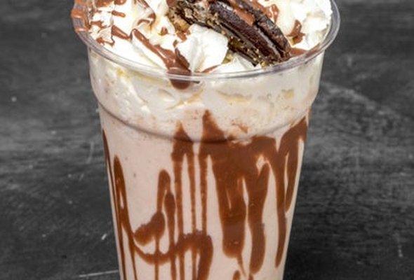 Cookies and Cream Oreo Milkshake