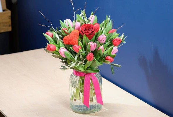 Tulip Love Vase