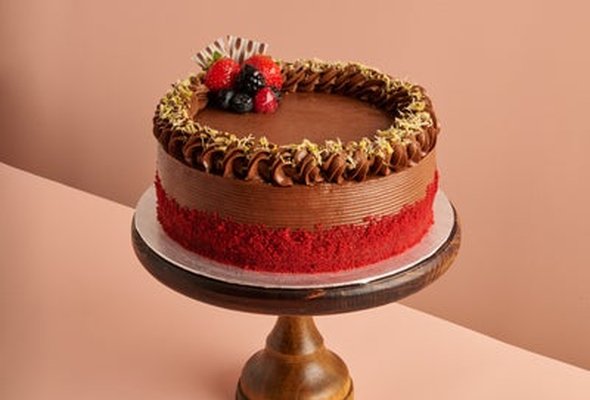 6" Red Velvet Dubai Chocolate Cake