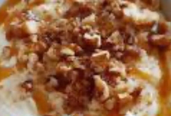 Greek Yoghurt, Walnuts and Honey