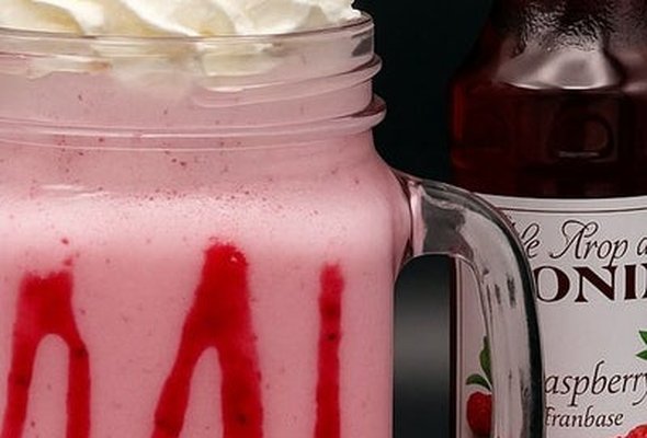 Raspberry Milkshake
