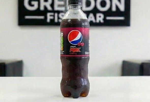 pepsi max and cherry Bottle