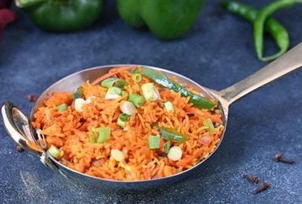 Veg Schezwan Fried Rice
