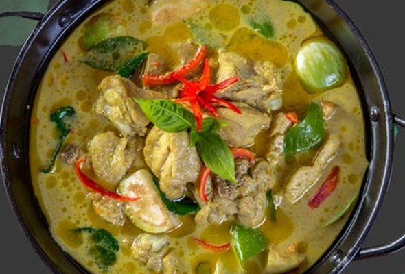 Solo - Filipino Style Chicken Curry