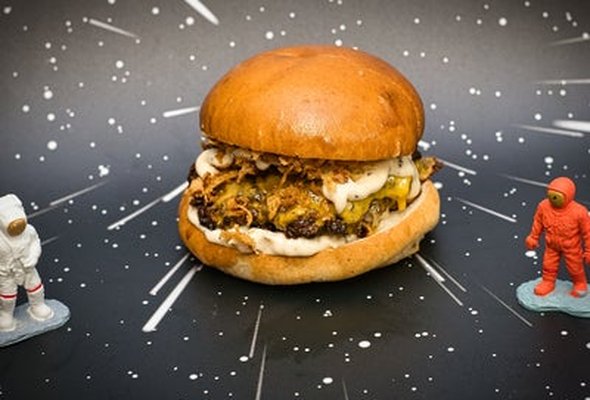 X Garlic Cheeseburger