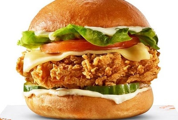 Classic Deluxe Chicken Sandwich