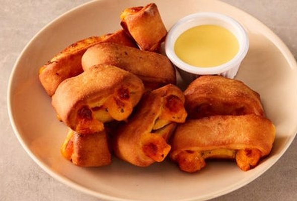 Garlic Papa Bites With Cheddar