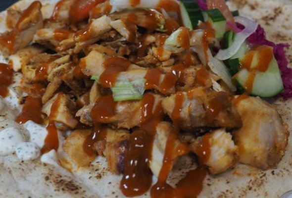 Mediterranean Chicken Meat in Naan